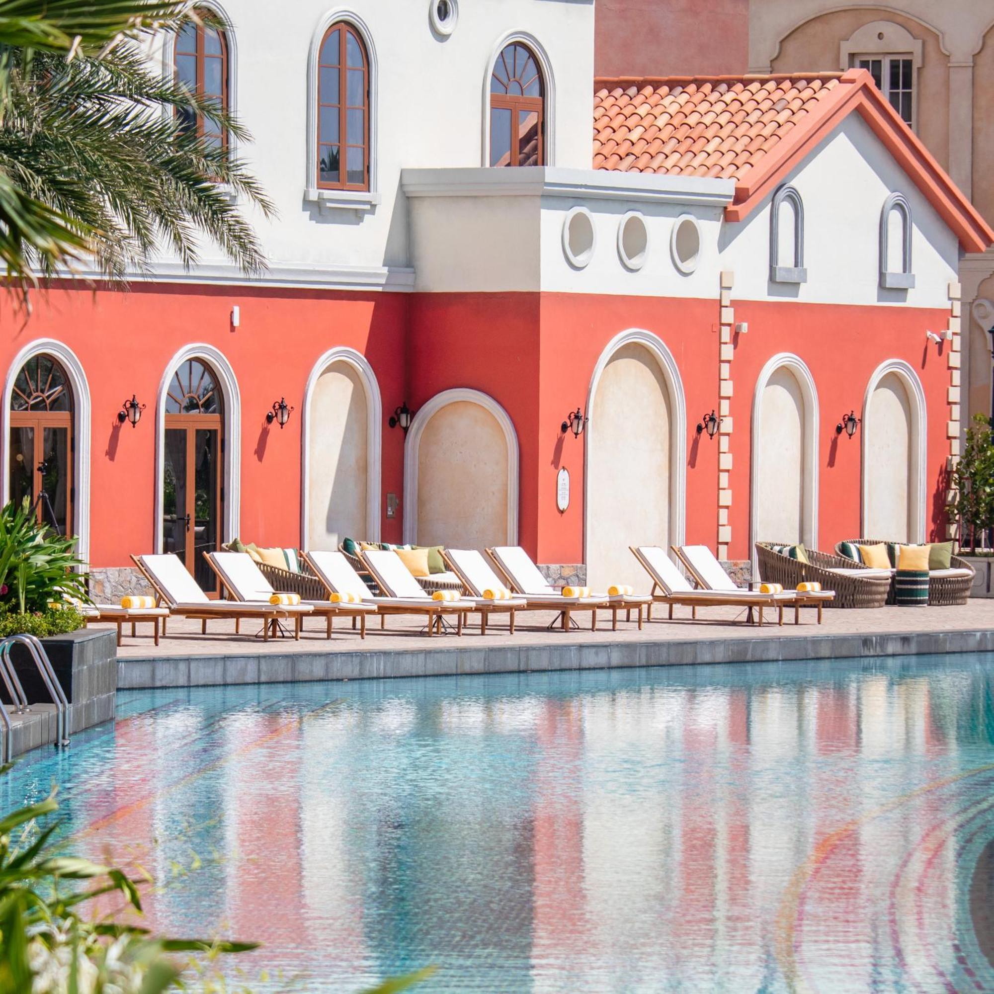 La Festa Phu Quoc, Curio Collection By Hilton Hotel Exterior photo