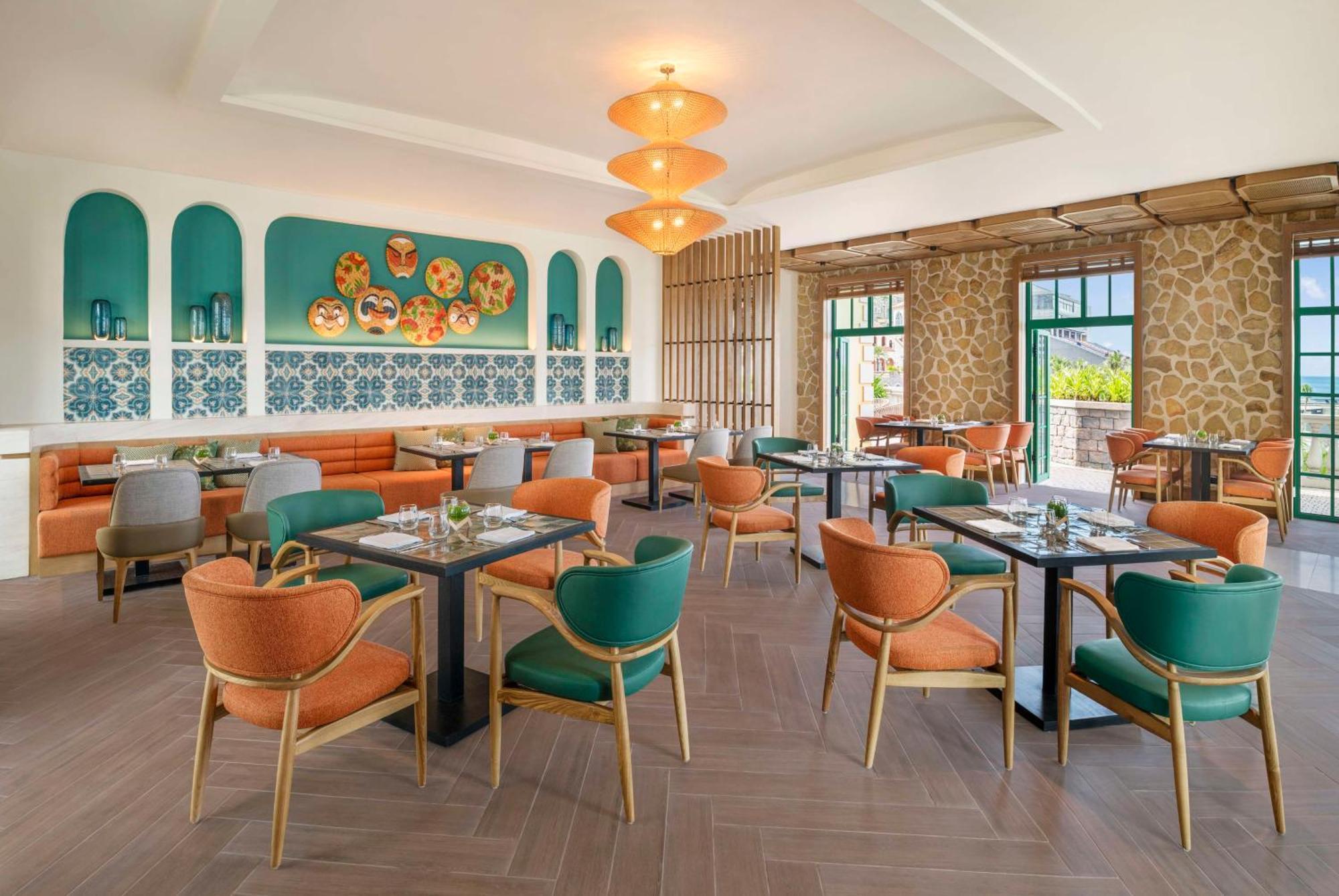 La Festa Phu Quoc, Curio Collection By Hilton Hotel Exterior photo