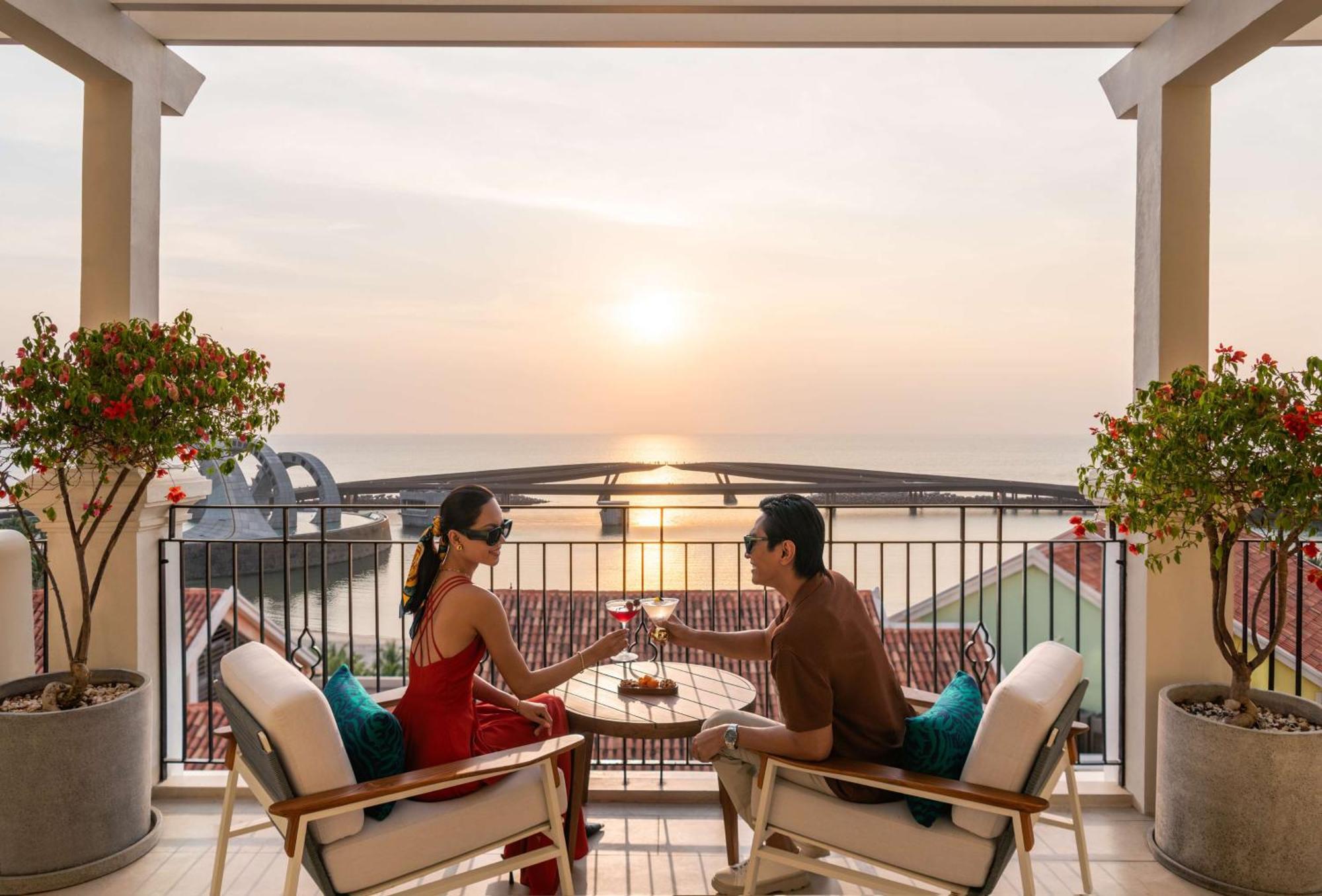 La Festa Phu Quoc, Curio Collection By Hilton Hotel Exterior photo